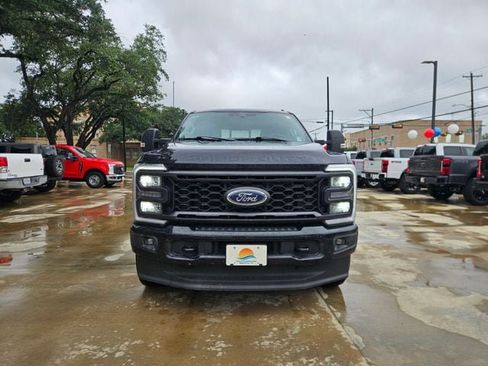Used 2024 Ford F250 XL w/ STX Appearance Package AWD/4WD image 3
