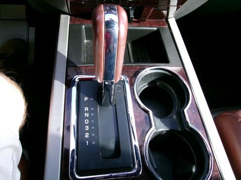 Used 2013 Ford Expedition EL King Ranch image 28