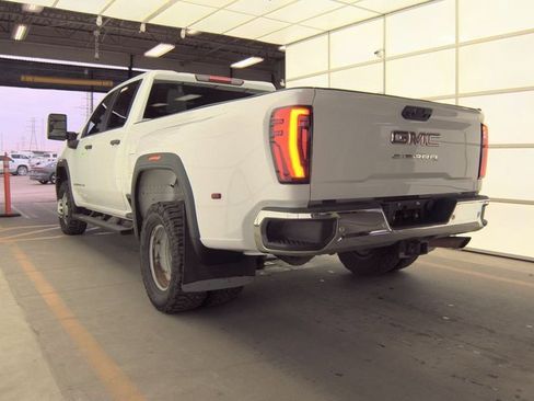 Used 2024 GMC Sierra 3500 Pro w/ Fleet Convenience Package image 4