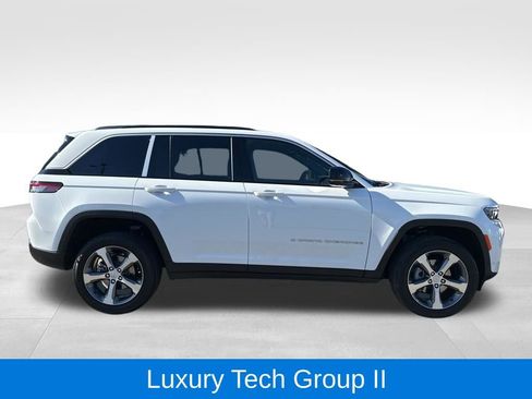 New 2026 Jeep Grand Cherokee Limited w/ Luxury Tech Group II AWD/4WD image 3