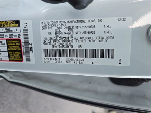 Used 2023 Toyota Sequoia Limited image 39