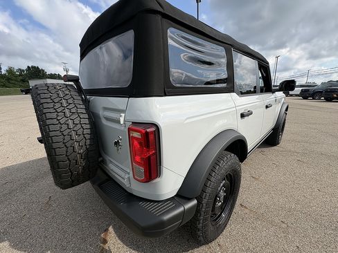 New 2026 Ford Bronco Big Bend w/ Black Diamond Package AWD/4WD image 5