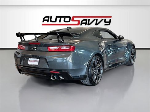 Used 2018 Chevrolet Camaro ZL1 image 6