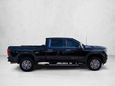 Used 2021 GMC Sierra 3500 Denali w/ Denali Ultimate Package image 4