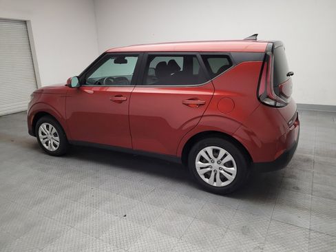 Used 2023 Kia Soul LX FWD image 3