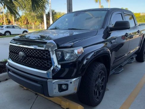 Used 2021 Toyota Tundra SR5 RWD image 2