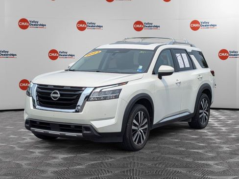 Used 2023 Nissan Pathfinder Platinum w/ Cargo Package AWD/4WD image 1