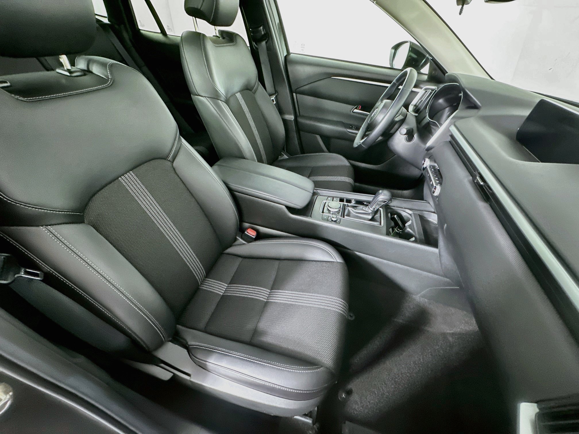 Used 2026 MAZDA CX-50 AWD 2.5 S w/ Preferred Pkg image 34