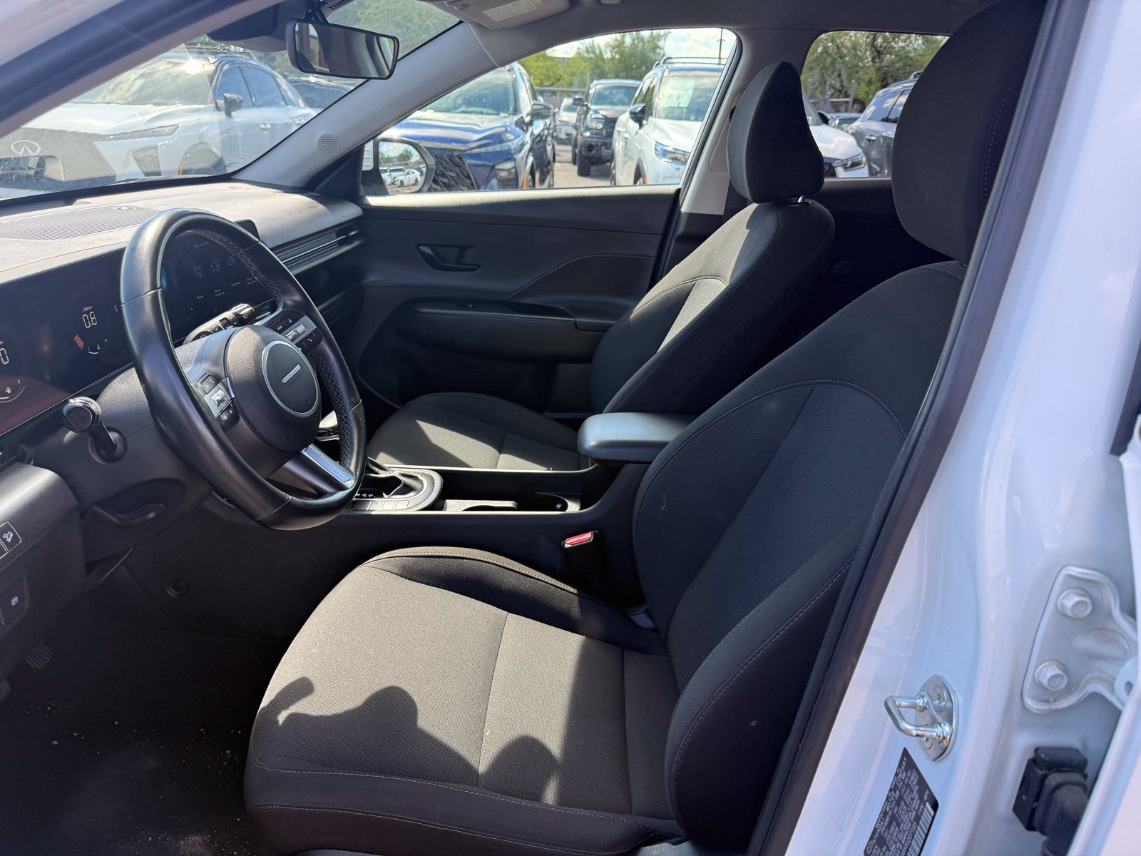Used 2025 Hyundai Kona SEL FWD image 13