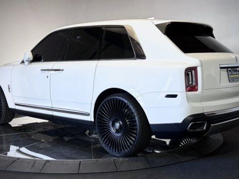 Used 2020 Rolls-Royce Cullinan AWD/4WD image 57