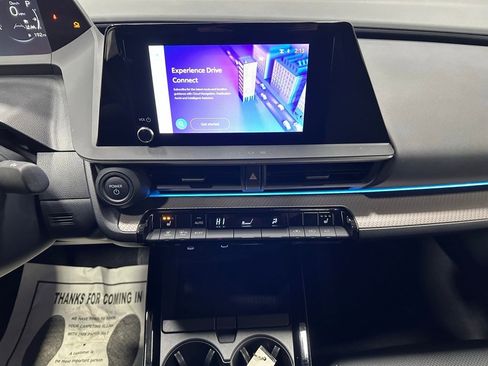 Used 2025 Toyota Prius XLE image 25