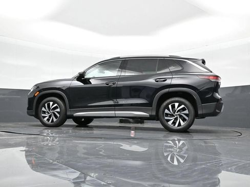 Used 2025 Volkswagen Tiguan S FWD image 36