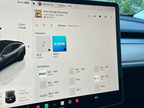 Used 2022 Tesla Model Y Performance image 20