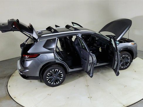 New 2026 Nissan Rogue Platinum w/ Platinum Premium Package image 27