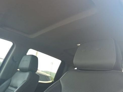 Used 2019 GMC Sierra 1500 Denali AWD/4WD image 22