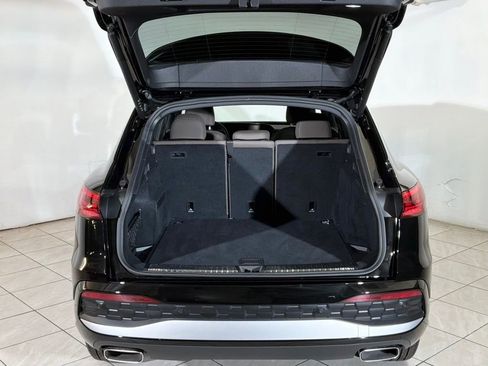 Used 2025 Audi Q5 Premium w/ Convenience Package image 24