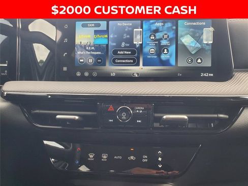 New 2026 Nissan Kicks SR FWD image 18