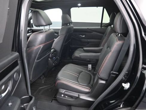 Certified 2025 Honda Pilot TrailSport image 10