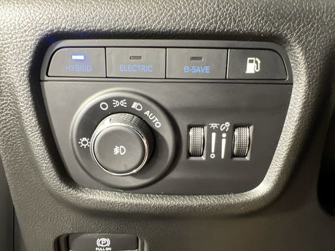 Used 2022 Jeep Grand Cherokee Limited 4xe AWD/4WD image 19