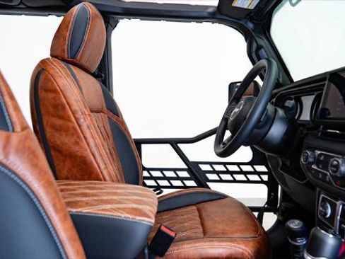 Used 2026 Jeep Gladiator Sport image 48