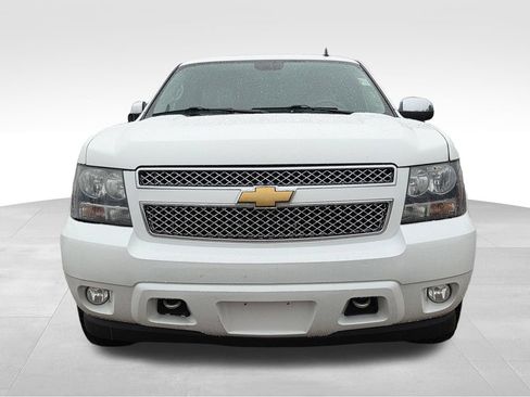 Used 2014 Chevrolet Tahoe LTZ AWD/4WD image 3