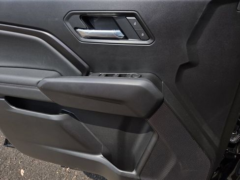 New 2026 Chevrolet Colorado LT w/ LT Convenience Package RWD image 21