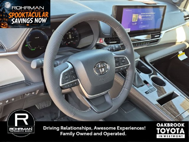 New 2026 Toyota Sienna Platinum AWD/4WD image 10