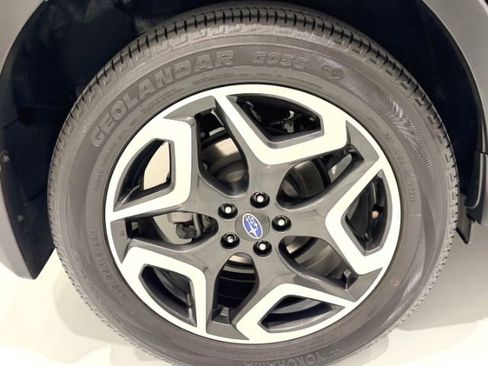 Used 2019 Subaru Crosstrek 2.0i Limited w/ Moonroof Package w/Navigation image 12