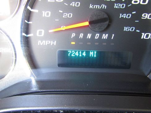 Used 2021 Chevrolet Express 2500 w/ Driver Convenience Package RWD image 15