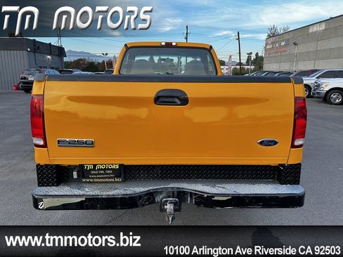 Used 2001 Ford F250 XL image 5