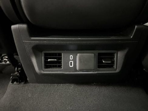 Certified 2026 GMC Sierra 1500 SLT AWD/4WD image 21
