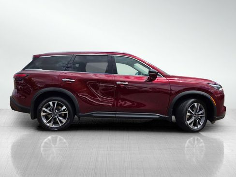 Used 2023 INFINITI QX60 Luxe w/ Vision Package AWD/4WD image 3