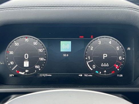 New 2026 Land Rover Defender 110 S image 18