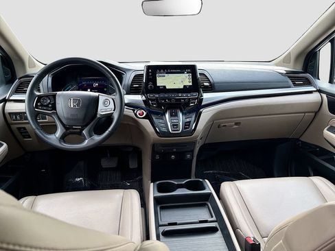Used 2023 Honda Odyssey Touring image 23