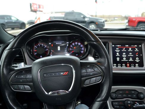 Used 2021 Dodge Challenger GT w/ Plus Package image 12