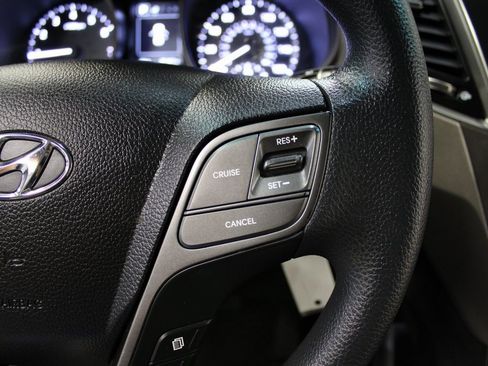 Used 2017 Hyundai Santa Fe Sport image 21