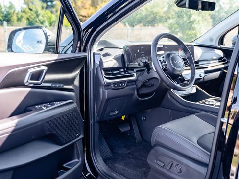 New 2026 Kia Carnival SX Prestige image 16