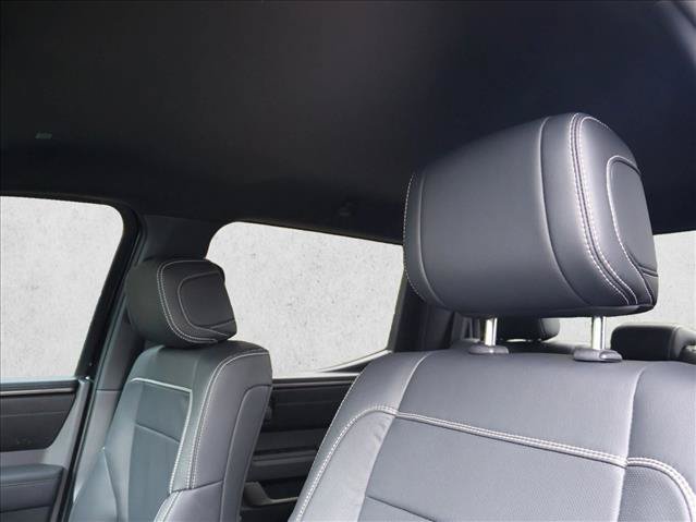 Used 2026 Toyota Tundra SR5 w/ SR5 Premium Package AWD/4WD image 20