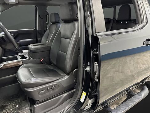 Used 2022 Chevrolet Silverado 1500 LT Trail Boss w/ LT Trail Boss Premium Package image 4