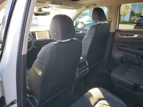 New 2026 Volkswagen Atlas SEL Premium R-Line AWD/4WD image 11