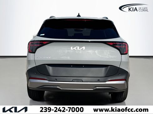 New 2026 Kia Sportage EX image 4