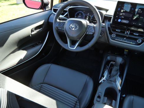 Certified 2026 Toyota Corolla XSE FWD image 10