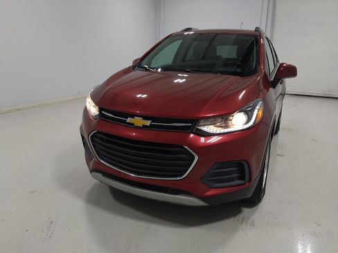 Used 2022 Chevrolet Trax LT w/ Driver Confidence Package AWD/4WD image 15