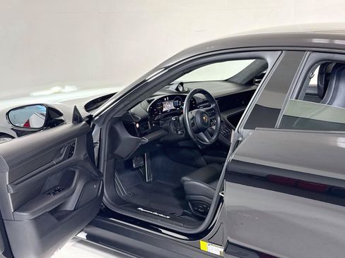 Used 2021 Porsche Taycan Turbo S w/ Premium Package AWD/4WD image 12