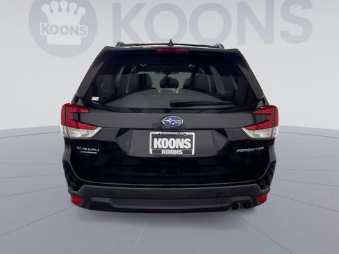 Used 2022 Subaru Forester Limited image 5