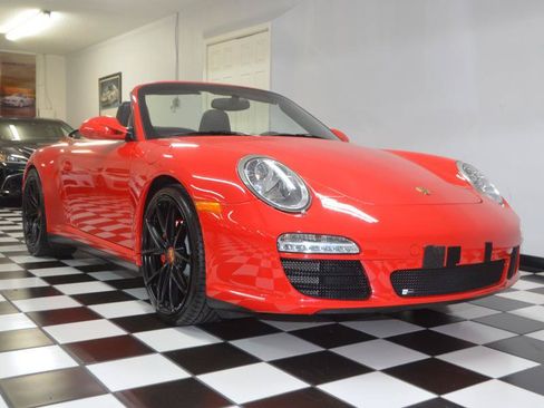 Used 2009 Porsche 911 Carrera S RWD image 3