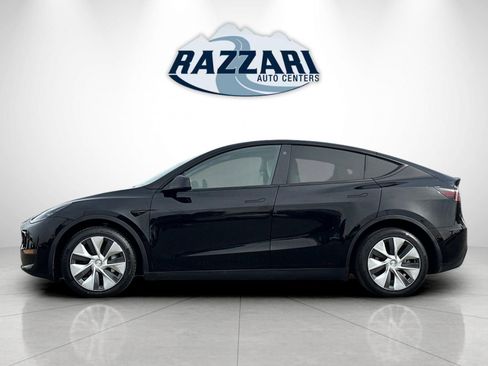 Used 2023 Tesla Model Y Long Range AWD/4WD image 6