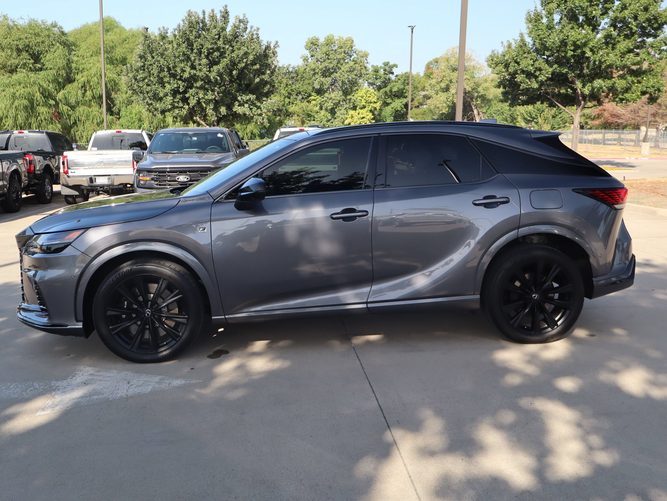 Used 2023 Lexus RX 500h F Sport w/ Cold Area Package AWD/4WD image 6