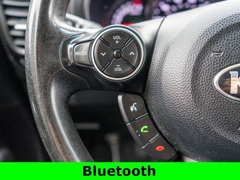 Used 2016 Kia Soul image 19