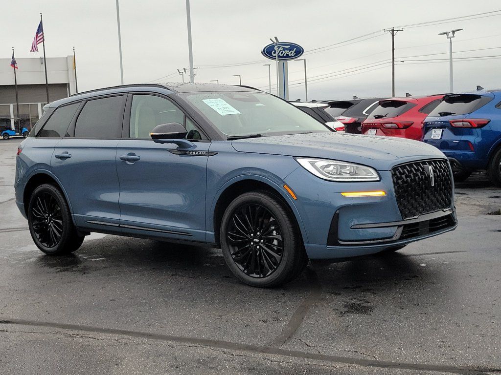 Certified 2023 Lincoln Corsair Reserve w/ Equipment Group 201A AWD/4WD 360° Tour